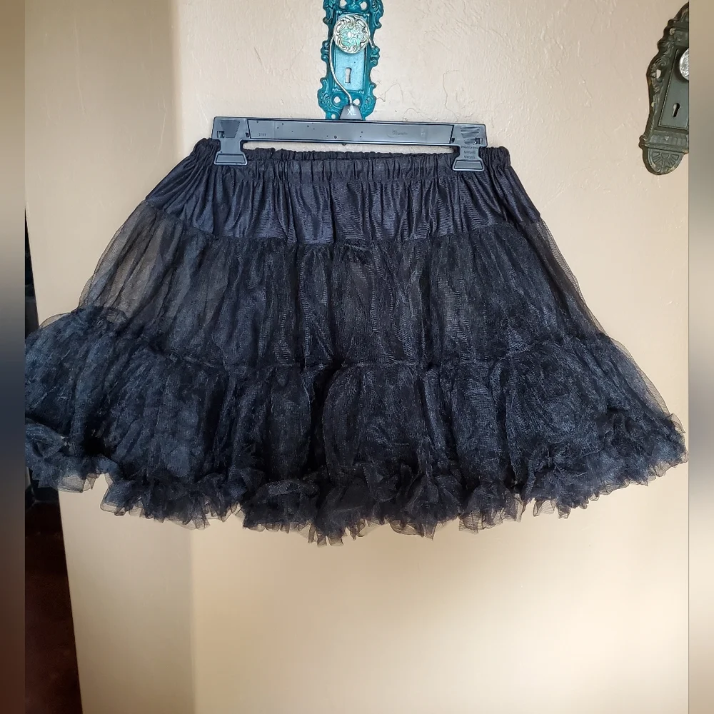 Tutu - Picture 1 of 4